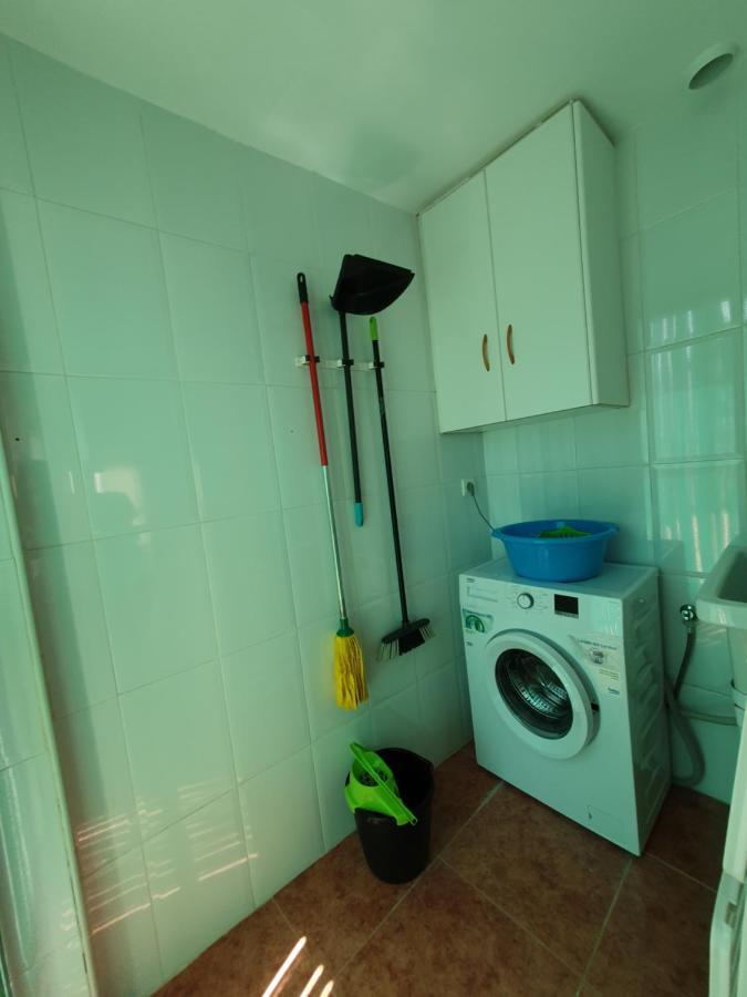 1ºa Escobar Apartment Nerja Bagian luar foto